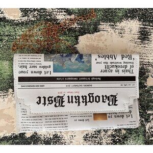Newspaper chain shoulder purse